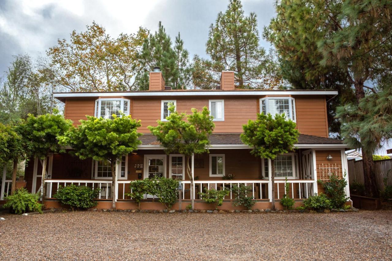 J Patrick Inn Cambria Extérieur photo