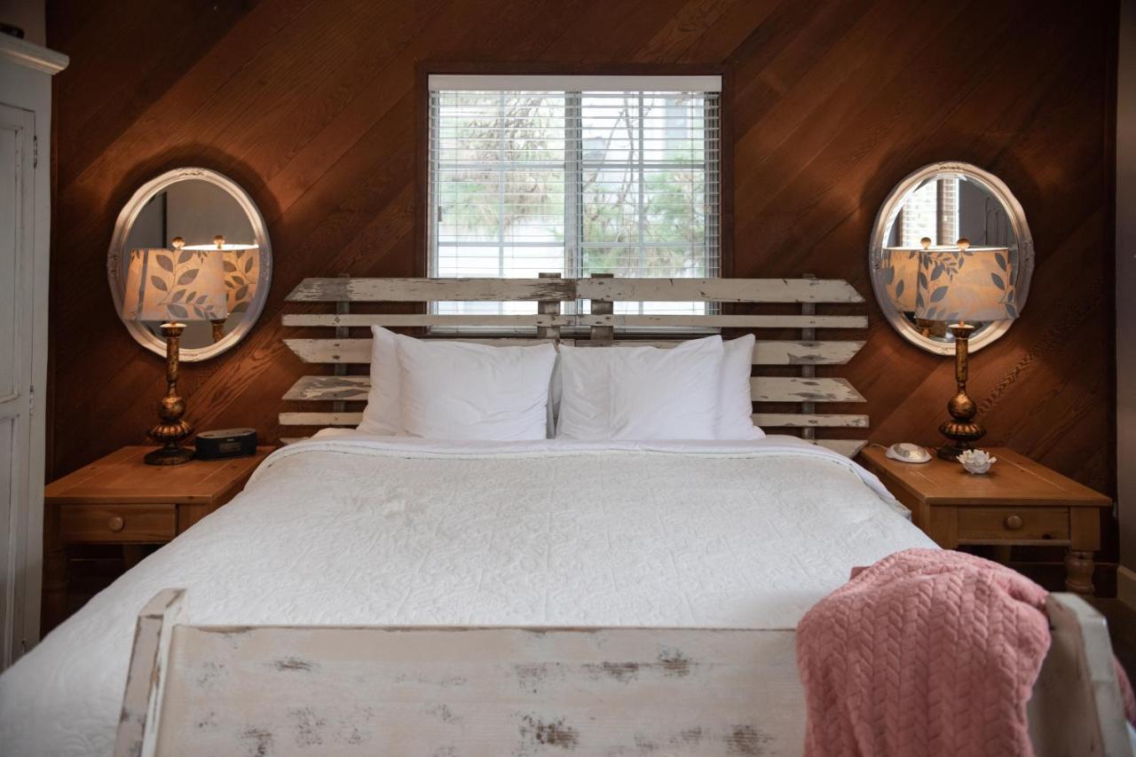 J Patrick Inn Cambria Extérieur photo