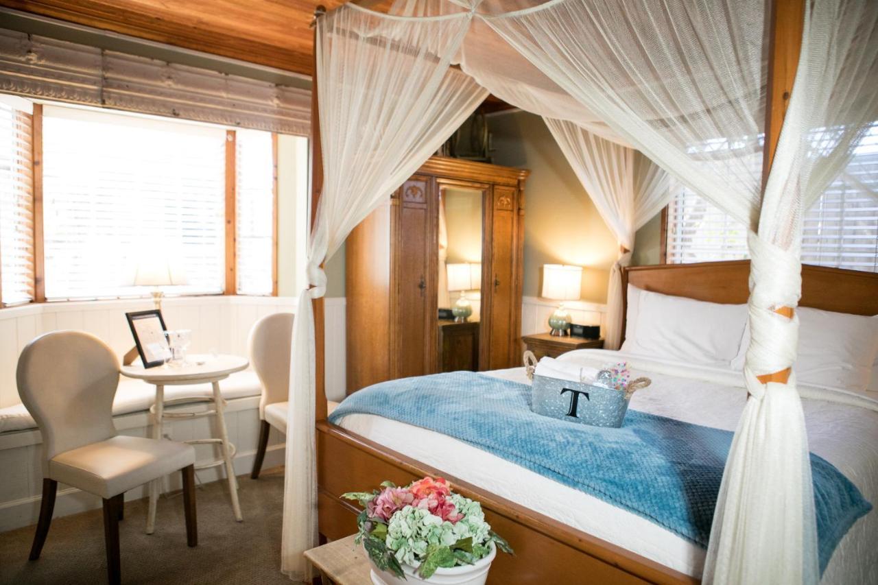 J Patrick Inn Cambria Extérieur photo
