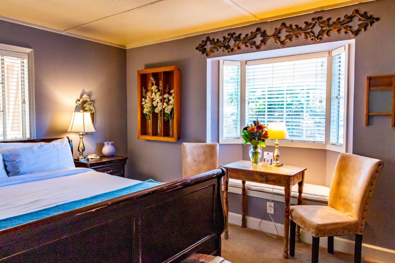 J Patrick Inn Cambria Extérieur photo