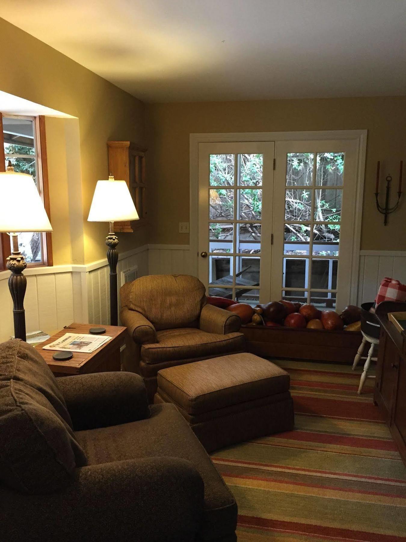 J Patrick Inn Cambria Extérieur photo
